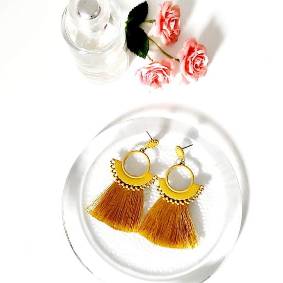 J. Crew Jewelry - J.crew  Womens Mostaza Yellow Tassel Earrings GUC